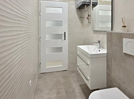 Pronájem bytu, 1+kk, 34 m²