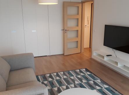 Pronájem bytu, 1+kk, 40 m²