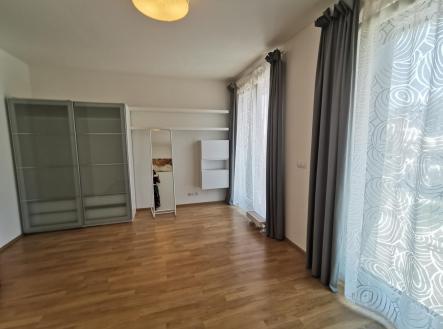 Pronájem bytu, 4+kk, 107 m²