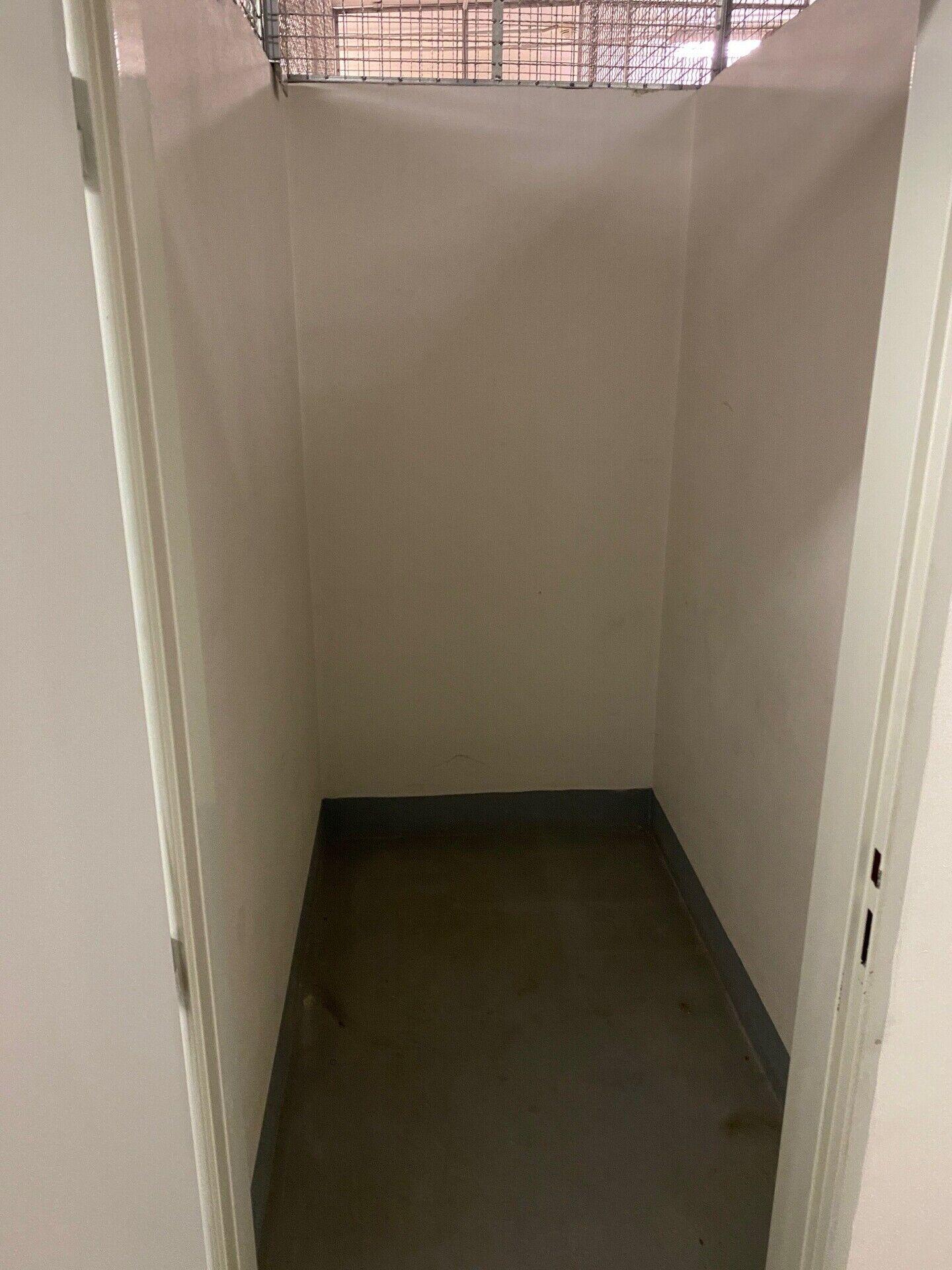 Pronájem sklepní kóje 3 m2, Praha 10, Hostivař, Náměstí Přátelství