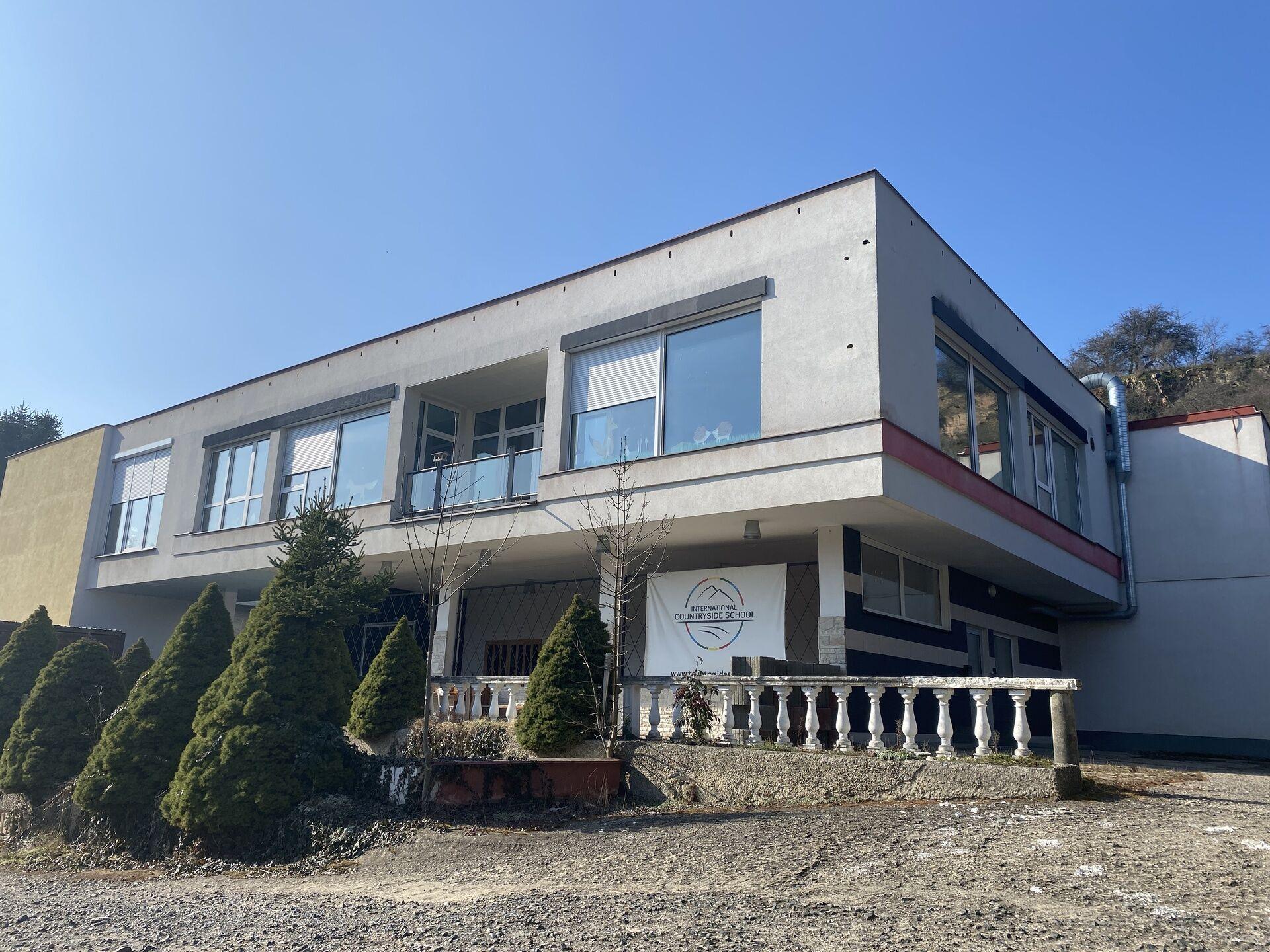 Nebytový prostor 500 m2 Džbán, Praha 6, Liboc