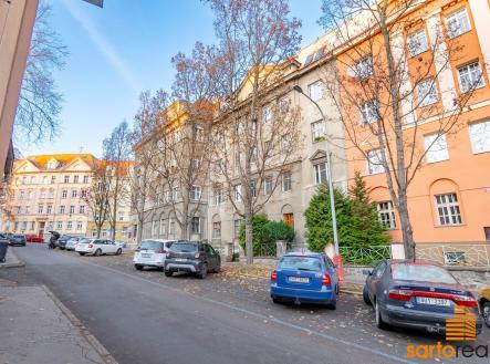 Prodej bytu, atypický, 77 m²