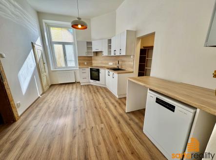 Pronájem bytu, 3+1, 96 m²
