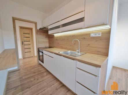 Pronájem bytu, 2+1, 50 m²