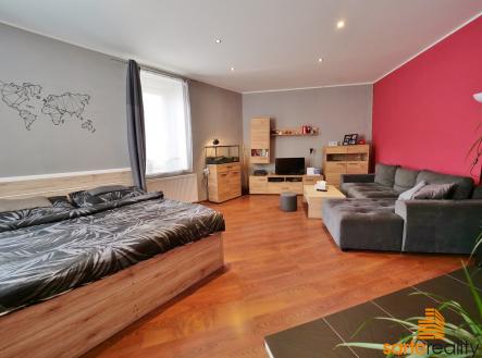 Pronájem bytu, 2+kk, 59 m²