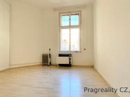 Pronájem bytu, 1+kk, 27 m²