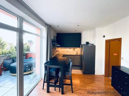 Pronájem bytu, 1+kk, 57 m²