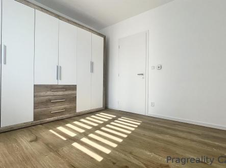 Pronájem bytu, 3+kk, 83 m²