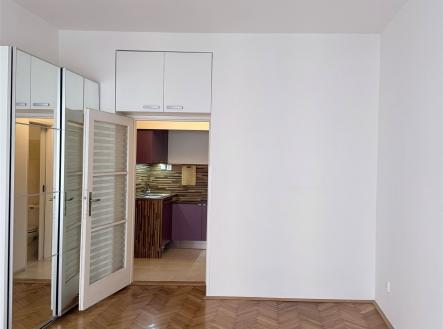 Pronájem bytu, 1+kk, 26 m²