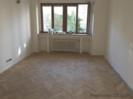 Pronájem bytu, 2+kk, 62 m²