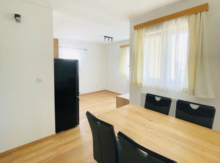 Pronájem bytu, 2+kk, 40 m²