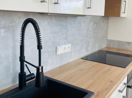 Pronájem bytu, 2+kk, 40 m²