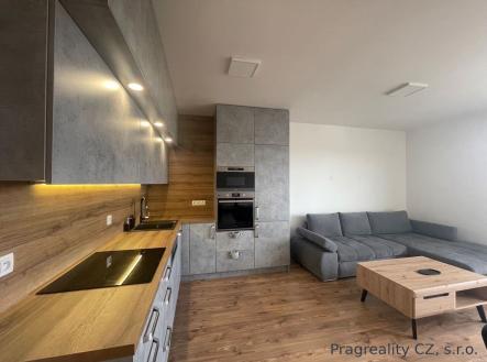 Pronájem bytu, 2+kk, 70 m²