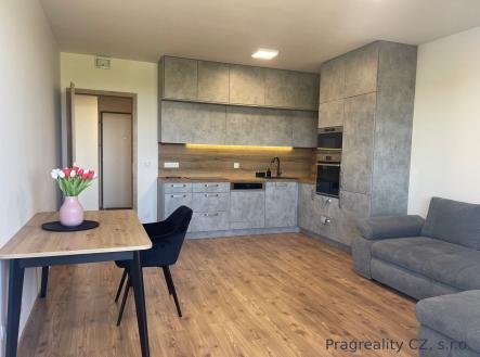 Pronájem bytu, 2+kk, 70 m²
