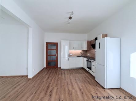 Pronájem bytu, 3+kk, 85 m²