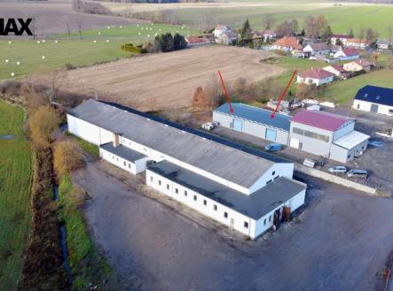 Pronájem skladovací prostor, 450 m²