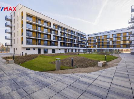 Pronájem obchodní prostor, 124 m²