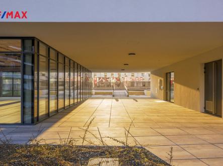 Pronájem obchodní prostor, 124 m²