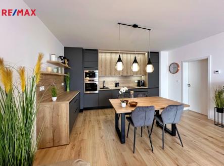 Prodej bytu, 3+kk, 88 m²