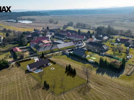 Prodej pozemku pro bydlení, 1 877 m²