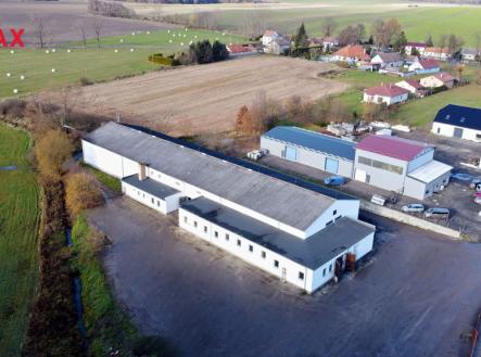 Pronájem skladovací prostor, 500 m²