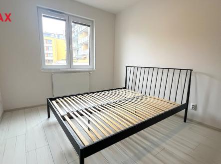 Pronájem bytu, 2+kk, 40 m²