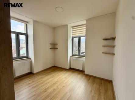 Pronájem bytu, 2+kk, 46 m²