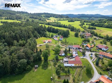 Prodej pozemku pro bydlení, 2 124 m²