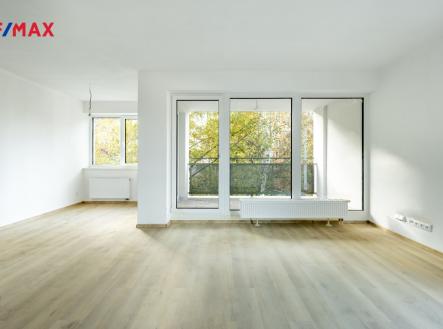 Pronájem bytu, 3+kk, 66 m²