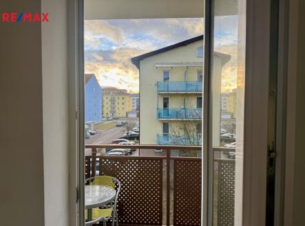 Pronájem bytu, 1+kk, 34 m²