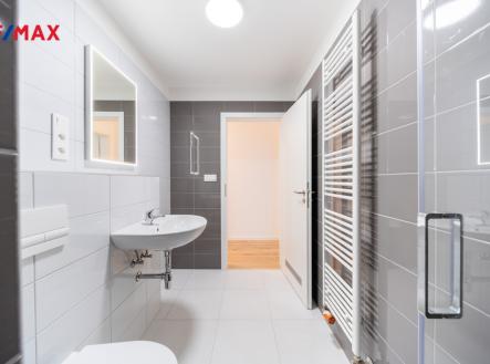 Pronájem bytu, 2+kk, 58 m²