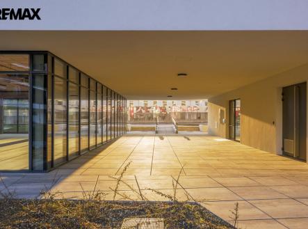 Pronájem obchodní prostor, 70 m²