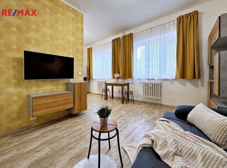 Pronájem bytu, 1+kk, 30 m²