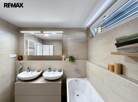 Prodej bytu, 3+kk, 129 m²