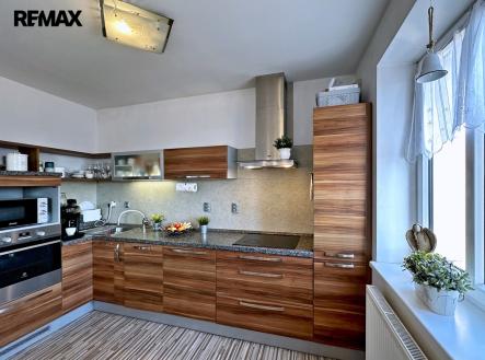 Prodej bytu, 3+kk, 90 m²