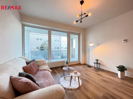 Pronájem bytu, 4+kk, 83 m²