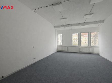 Pronájem kanceláře, 48 m²