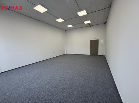 Pronájem kanceláře, 48 m²
