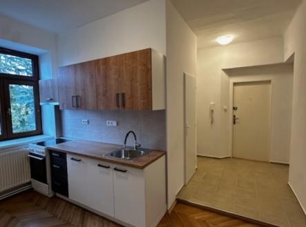 Pronájem bytu, 2+1, 66 m²