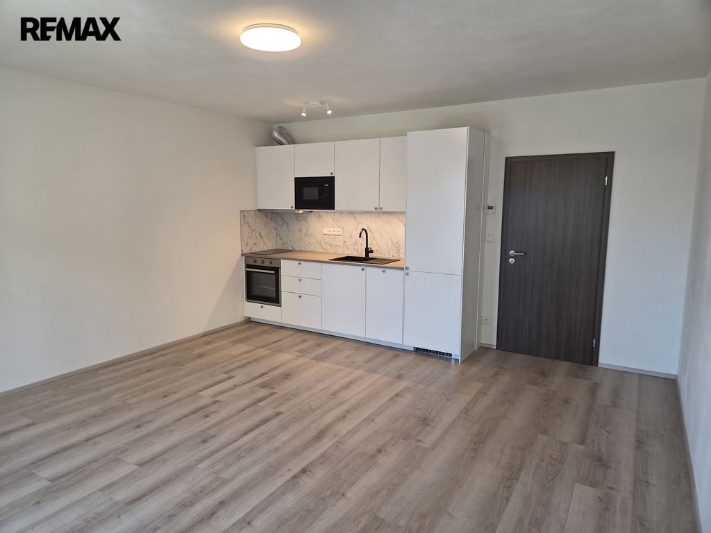 Obytná místnost + kk