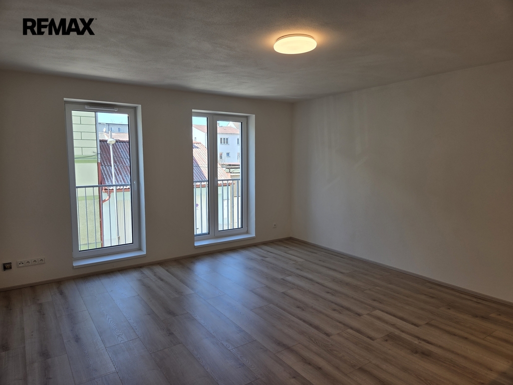 Obytná místnost + kk