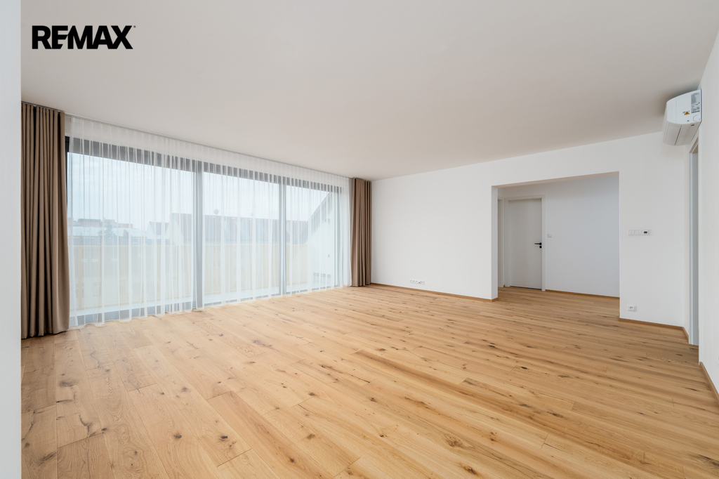 Obytná místnost + kk