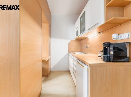 Pronájem bytu, 1+kk, 22 m²