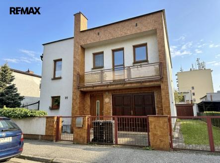 Pronájem bytu, 4+kk, 93 m²