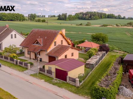 Pronájem domu/vily, 150 m²