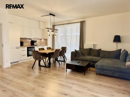 Pronájem bytu, 2+kk, 97 m²