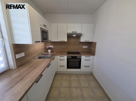 Pronájem bytu, 3+1, 73 m²