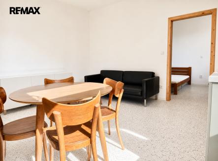 Pronájem bytu, 2+kk, 45 m²