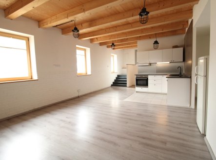 Pronájem bytu, 4+kk, 93 m²