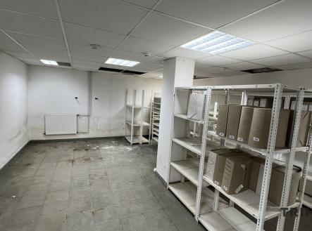 Pronájem skladovací prostor, 79 m²